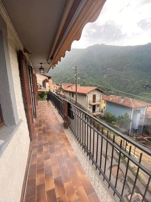 Casa Vacanze Il Pettirosso. Pisogne Eksteriør billede